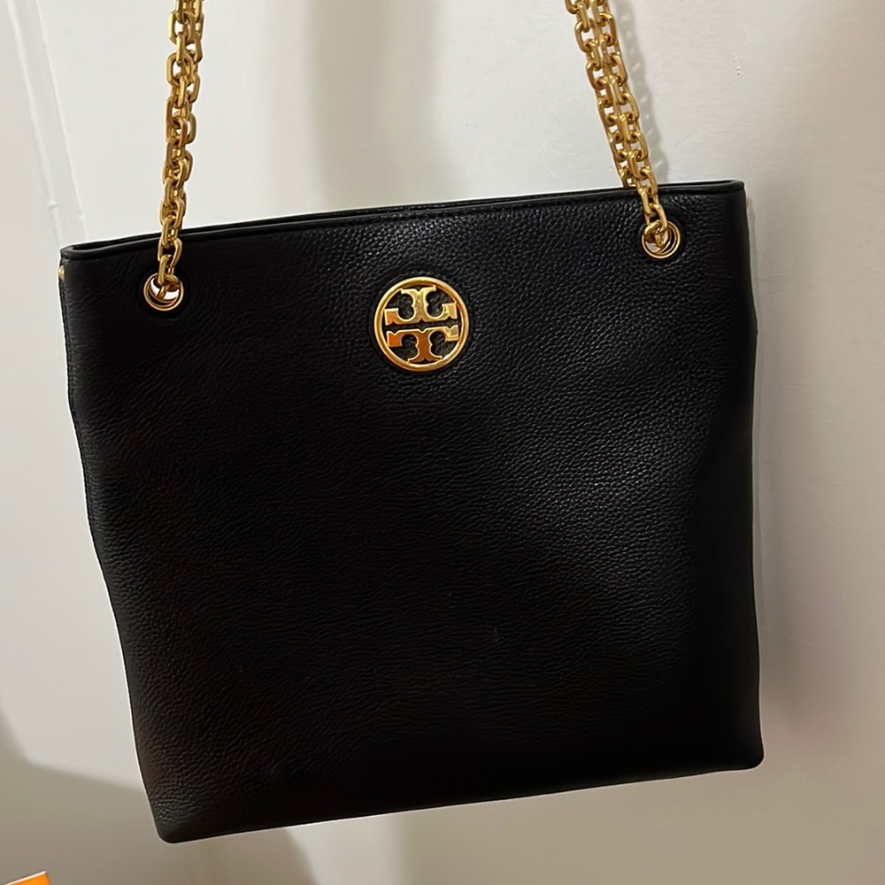 Black Tory Burch leather tote that can be worn as a cross body too